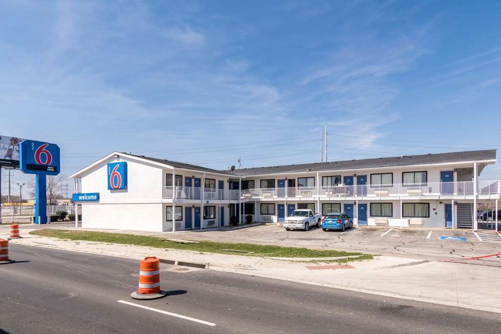 Motel 6 Fort Worth North Haltom City ภายนอก รูปภาพ